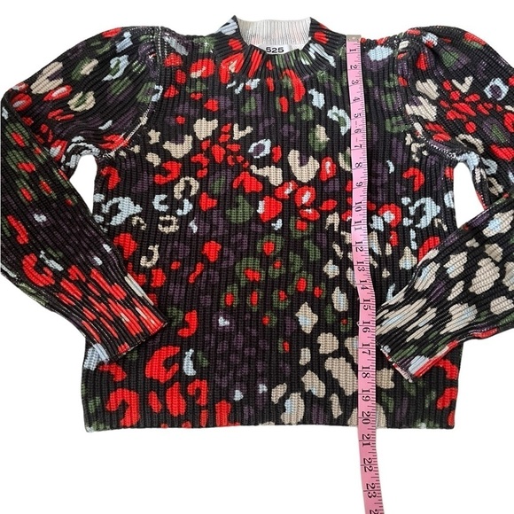 LIKE NEW 525 Multicolor Leopard Print 100% Cotton Knit Puff Sleeve Sweater Sz M - Picture 8 of 9